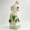 Купить Статуэтка "Любит-не-любит" (Гадание на ромашке), скульптор О.Л. Жникруп, фарфор, роспись, Полонский завод художественной керамики (Полонное ЗХК), СССР, 1973-1991 гг.