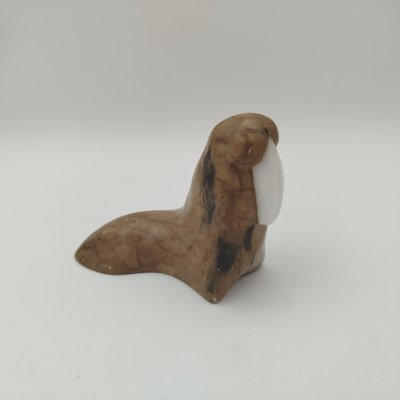 купить Статуэтка "Морж", камень, резьба, СССР, 1960-1990 гг.