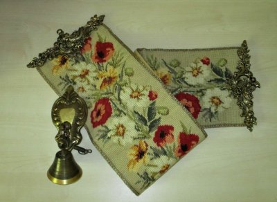 купить Сонетка, ткань, вышивка, тесьма, латунь, 1980-1985 гг.