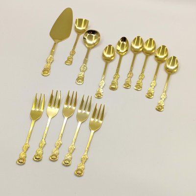 купить Набор столовых приборов для подачи десерта (14 предметов) с декором в виде цветка розы в оригинальной упаковке, Kaffeebesteck 15-TLG Vergoldet, нержавеющая сталь, золочение, картон, Германия, 1980-1990 гг.