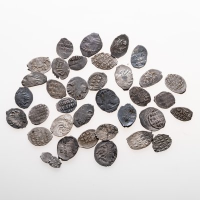 купить Набор из 35 монет древней Руси, от Ивана IV Грозного до Петра I 1535-1717