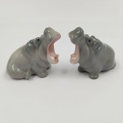 купить Статуэтки парные "Бегемотики", фарфор, роспись, Ленинградский фарфоровый завод (ЛФЗ), СССР, 1970-1990 гг.