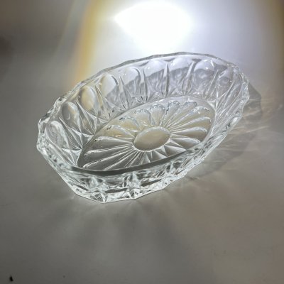 купить Салатник овальной формы с геометрическим декором, стекло, СССР, 1960-1990 гг.