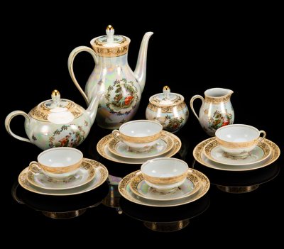 купить Сервиз чайный "Мадонна" на 4 персоны (16 предметов), фарфор, деколь, люстр, золочение, Oscar Schlegelmilch, ГДР, 1960-1972 гг.