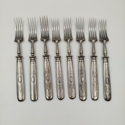 купить Набор из 8-ми столовых вилок, украшенных рельефным декором, сталь, Curdts Nachfolger, E.H. Otto GmbH, Solingen, Германия, 1930-1940 гг.