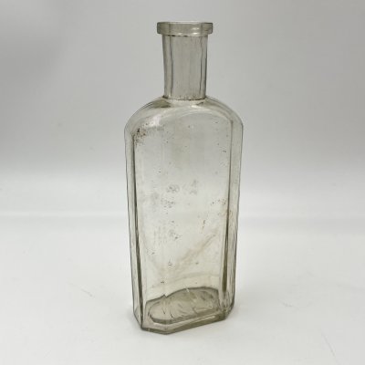 купить Флакон бесцветный уплощенной формы, стекло, Европа, 1900-1940 гг.