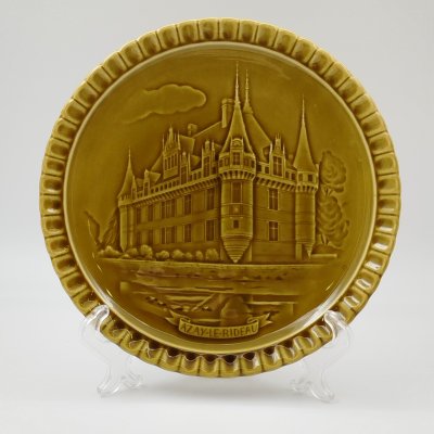 купить Декоративная тарелка из серии "Замки Франции" (Azay-le-Rideau), Gien, керамика, глазурь, Франция, 1960-1971 гг.