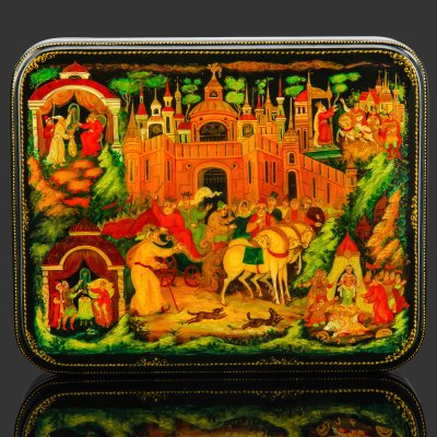 купить Шкатулка с лаковой миниатюрой "Сказка о золотом петушке", автор Л. Бронницкая, Палех, папье-маше, темпера, лаки, Россия, 2000-2015 гг.