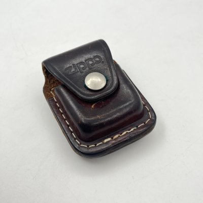 купить Чехол для зажигалки Zippo с металлическим фиксатором на ремень, кожа, сплав металлов, Zippo, США, 1980-1990 гг.