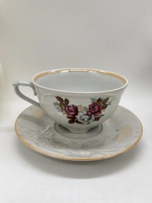 купить Чайная пара большая с цветочным декором, фарфор, люстр, деколь, Сумский фарфоровый завод, СССР, 1980 г.