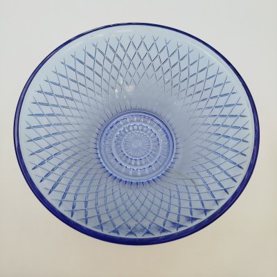 купить Салатник круглой формы с геометрическим объёмным декором, цветное стекло, СССР, 1970-1980 гг.