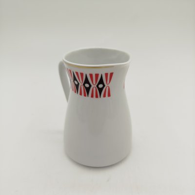 купить Молочник из кофейного сервиза "Эгоист", фарфор, золочение, деколь, Freiberg Porzellan, ГДР, 1970-1990 гг.