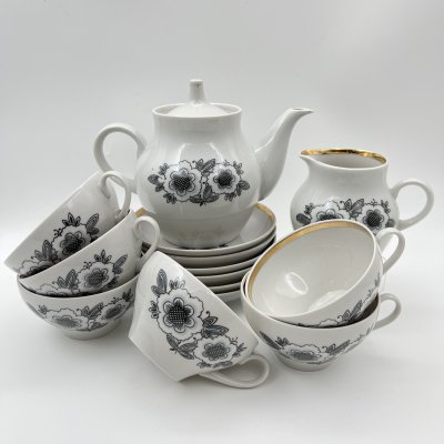 купить Сервиз кофейный на 6 персон (14 предметов), украшенный цветами, фарфор, деколь, золочение, Дулевский фарфоровый завод (Дулёво), СССР, 1968-1990 гг.