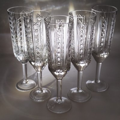 купить Набор фужеров для шампанского "Камни" на 5 персон, автор рисунка - Яновская Е. В., форма - Васильев А. Д., хрусталь, алмазная грань, Ленинградский завод художественного стекла (ЛЗХС), СССР, 1960-1970 гг.