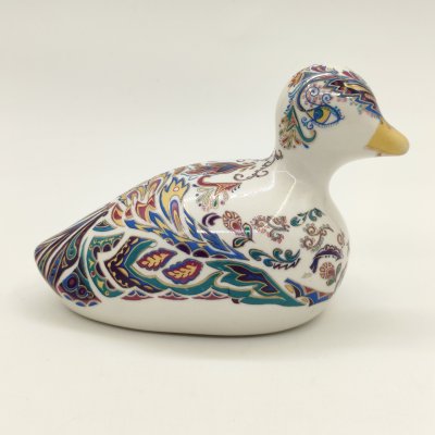купить Статуэтка "Утка", украшенная орнаментальным декором, авт. Амосов И.И., "Мануфактура русских мастеров", фарфор, деколь, золочение, Россия, 1990-2020 гг.