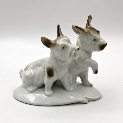 купить Статуэтка "Два скотч-терьера", фарфор, роспись, Gräfenthal (Графенталь), Германия, 1935-1972 гг.