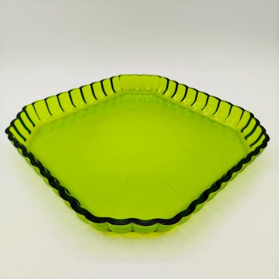 купить Поднос (блюдо) зеленого цвета, стекло, Западная Европа, 1950-1980 гг.