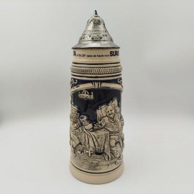 купить Кружка пивная с крышкой, декорированная трактирной сценкой, керамика, крытье, сплав металлов, Германия, 1960-1990 гг.
