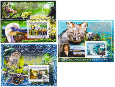 купить Гвинея набор марок из 2 квартблоков "Флора и фауна. Млекопитающие. Чарльз Дарвин"
