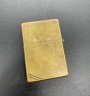 Купить Зажигалка "Zippo" сделанная по модели корпуса 1946 года, латунь, сталь, волокно, Zippo, США, 1996 г.