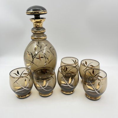 купить Набор для крепких напитков на 6 персон, украшенный растительным декором (Штоф и 6 стаканов), стекло, золочение, Чехословакия, 1970-1990 гг.