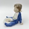 Купить Статуэтка "Мальчик с тарелкой", фарфор, роспись, NAO Porcelain, Испания, 1988-2000 гг.