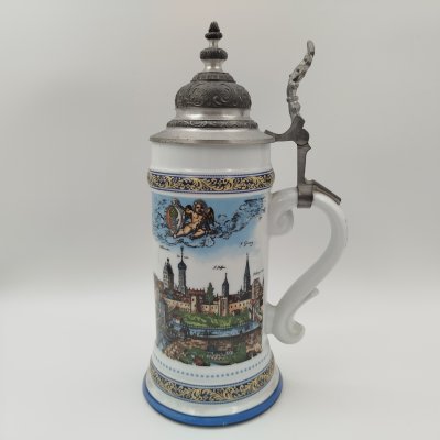 купить Кружка пивная с изображением с изображением достопримечательностей города Аугсбурга, Schrobenhausen, фарфор, деколь, олово, крышка - сплав металлов, Бавария, 1970-1990 гг.