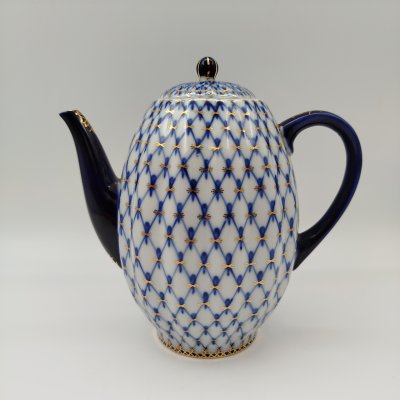 купить Кофейник "Кобальтовая сетка", автор рисунка А.А. Яцкевич, фарфор, деколь, золочение, Ленинградский фарфоровый завод (ЛФЗ), СССР, 1992-2001 гг.