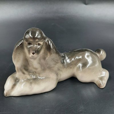 купить Статуэтка "Пудель" (серый), скульптор Т.С. Линчевская, фарфор, роспись, Ленинградский фарфоровый завод (ЛФЗ), Российская Федерация, 1992-2001 гг.
