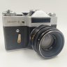 Купить Фотоаппарат "Зенит-Е" с объективом "Гелиос-44-2" в оригинальном кофре, металл, стекло, пластик, кожа, Завод «Зенит», г. Вилейка, СССР, 1981 г.