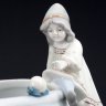 Купить Лоток для мелочей (шкатулка), украшенный скульптурами играющих детей, фарфор, роспись, Metzler & Ortloff, Германия, 1887-1910 гг.