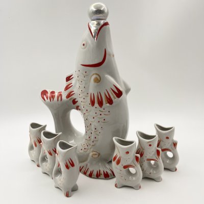 купить Набор для крепких напитков "Рыба" (штоф и 6 стопок), автор М.Д.Барамидзе, фарфор, роспись, золочение, Полонский завод художественной керамики (Полонное ЗХК), СССР, 1973-1991 гг.