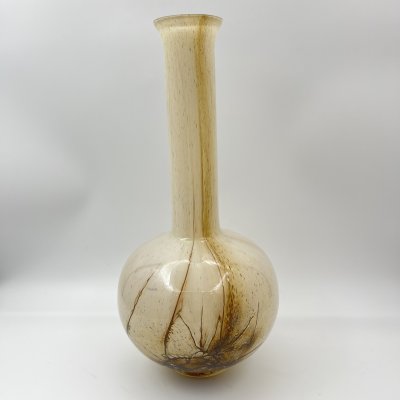 купить Ваза в бежево-коричневой гамме с абстрактным декором и высоким горлышком, стекло, двухслойное, Европа, 1980-2000 гг.