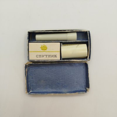 купить Станок бритвенный в родном футляре с набором лезвий, Ленинградский завод пластмассовых приборов, пластик, картон, металл, бумага, СССР, 1960-1980 гг.