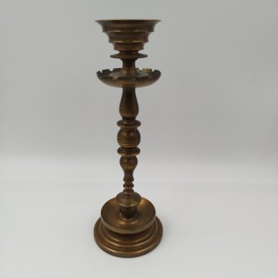 купить Подсвечник на фигурном основании с элементами в виде балясин (на одну свечу), бронза, Европа, 1960-1990 гг.