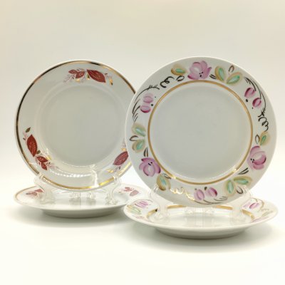 купить Набор из 4-х десертных тарелок с растительным декором (в подборе), фарфор, роспись, деколь, золочение, Дмитровский фарфоровый завод (ДФЗ Вербилки), СССР, 1965-1991 гг.