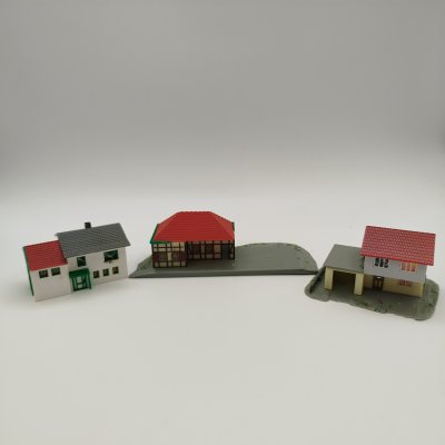 купить Набор из трех моделей домов для железной дороги, пластик, Piko, ГДР, 1970-1990 гг.