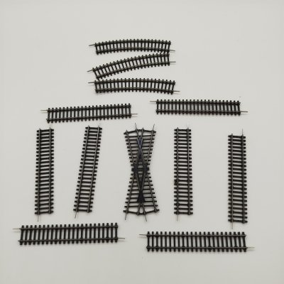 купить Набор из двенадцати рельс для железной дороги 9 мм., пластик, металл, Piko, ГДР, 1970-1980 гг.