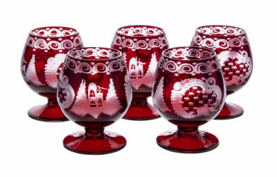 Купить Набор из 5 стопок с сюжетным изображением, стекло, резьбы, мануфактура "Egermann", Чехия, 1950-1970 гг.