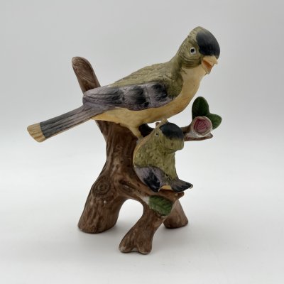 купить Статуэтка "Птица с птенцом на ветке", бисквит, роспись, Западная Европа, 1970-1990 гг.