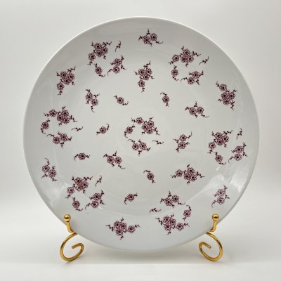 купить Блюдо круглой формы, украшенное цветочным декором, фарфор, деколь, Lichte Porzellan (Лихте), ГДР, 1966-1985 гг.