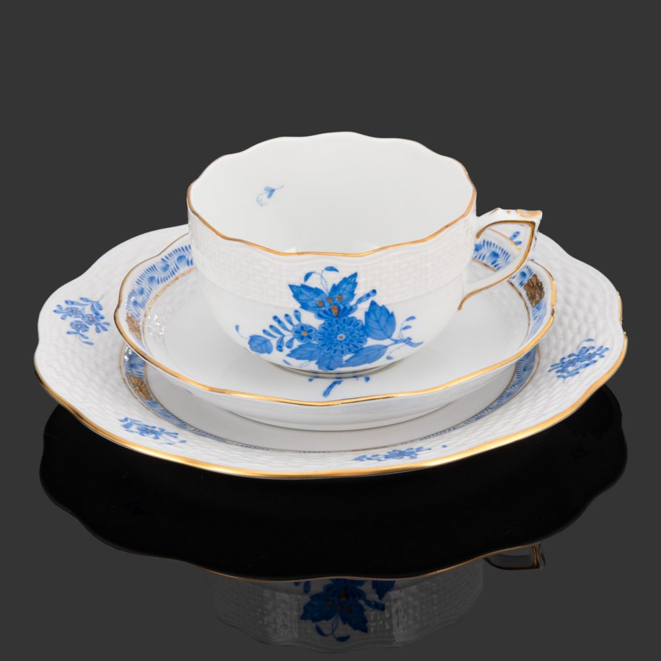Купить Трио чайное, выполненное в фирменном дизайне "Chinese Bouquet" ("Apponyi Blue"), фарфор, роспись, золочение, Herend (Херенд), Венгрия, 1960-1990 гг.