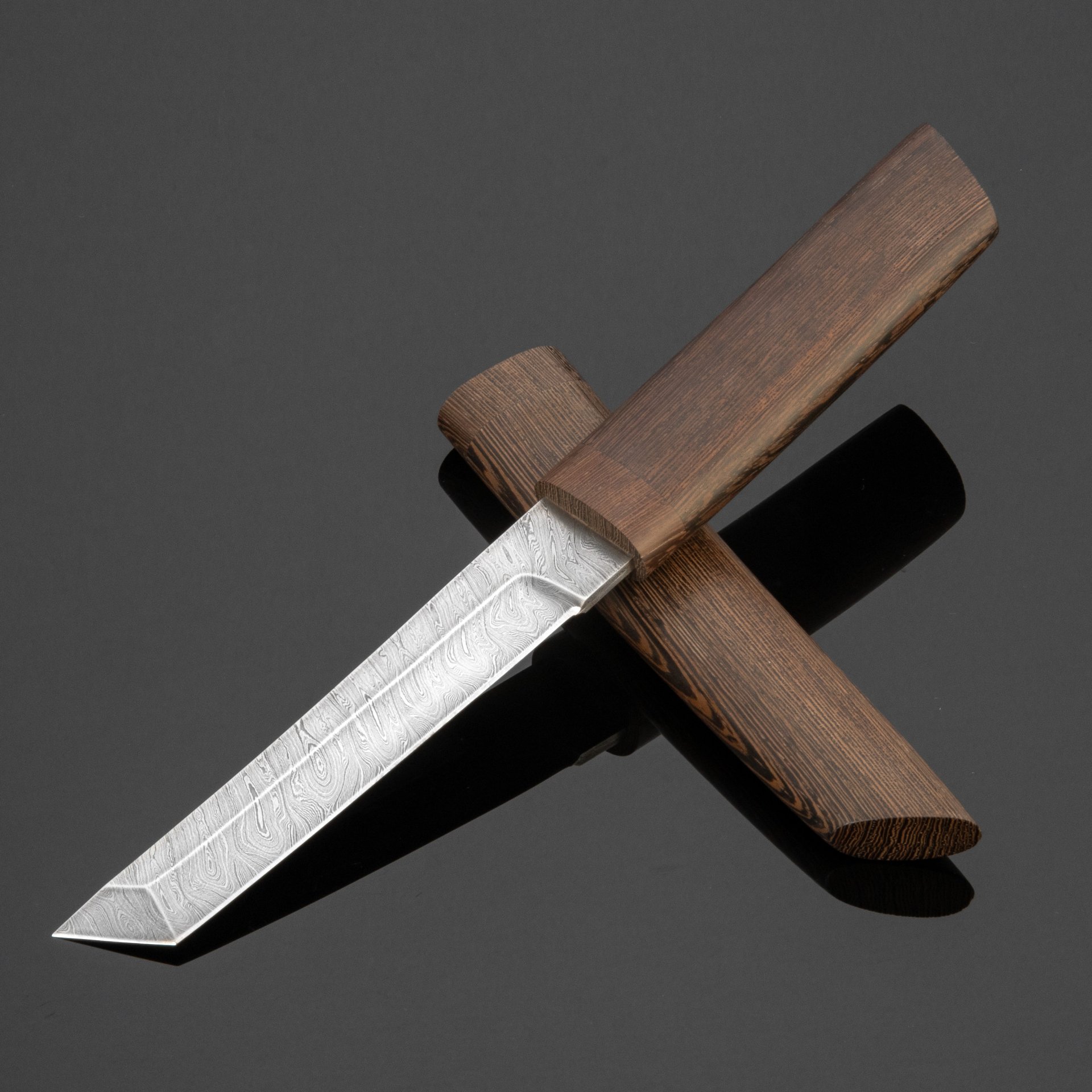 Нож Танто из кованой стали 95х18 деревянные ножны из черного граба