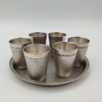 купить Набор для крепких напитков на 6 персон (6 стопок на подносе), металл, серебрение, СССР, 1980-1990 гг.