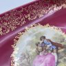 Купить Блюдо (лоток для мелочей) овальной формы, украшенное изображением галантной сцены, фарфор, деколь, крытье, золочение, Bavaria Porzellan, Германия, 1960-1980 гг.