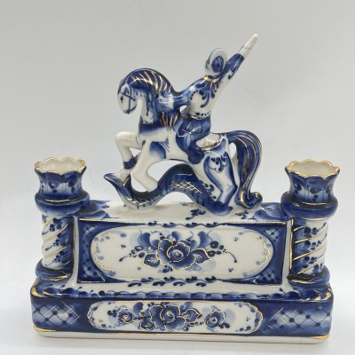 купить Подсвечник на 2 свечи "Георгий Победоносец", авт. Жуков, Гжель, фарфор, роспись, золочение, Россия, 1998 г.