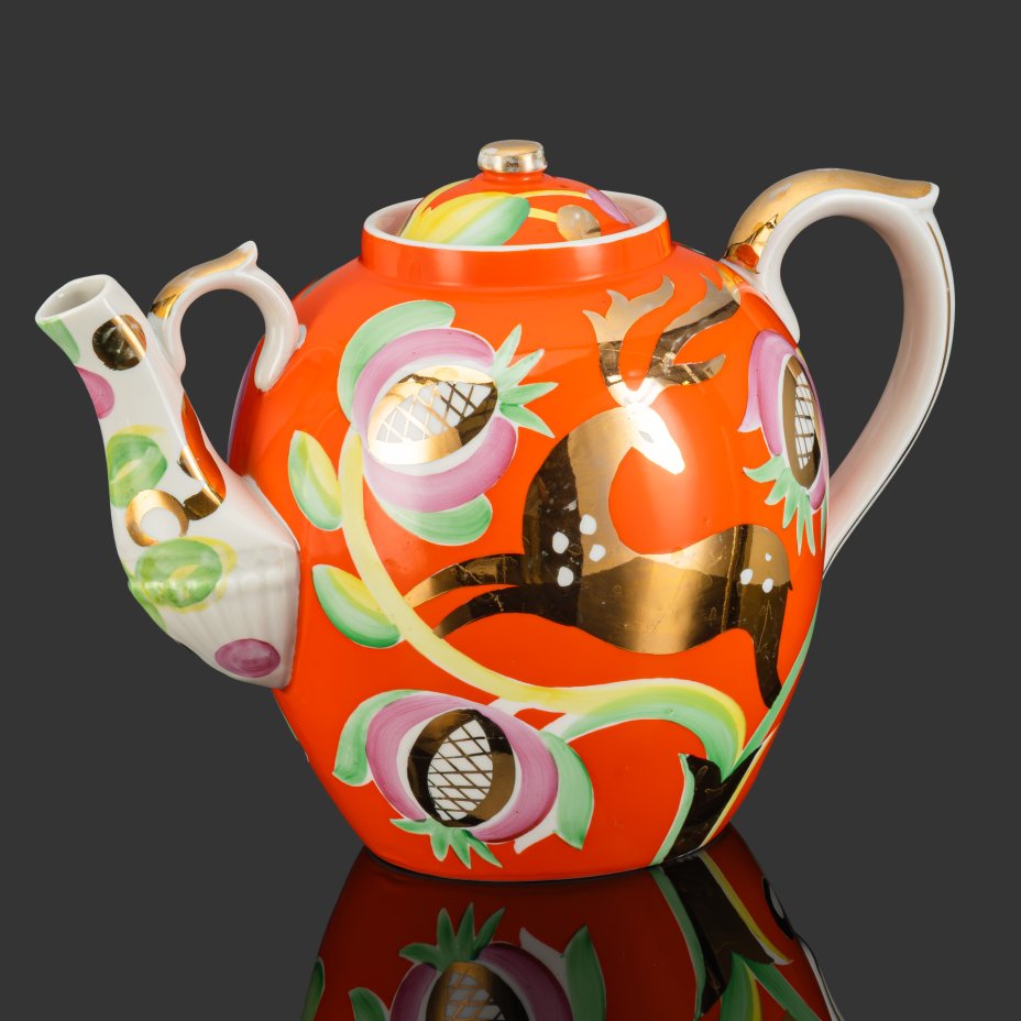 Купить Чайник доливной (трактирный) "Золотой олень", автор П.В. Леонов, фарфор, крытье, роспись, золочение, Дулевский фарфоровый завод (Дулёво), СССР, 1968-1991 гг.