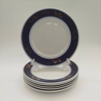 купить Набор из шести десертных тарелок с синем кантом, фарфор, крытье, золочение, деколь, Фарфоровый завод «Пролетарий» (Бронница, Мста), СССР, 1958-1967 гг.