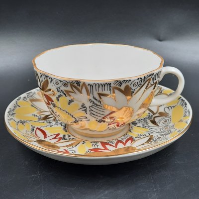 купить Пара чайная "Золотые ромашки", автор формы "Тюльпан" С.Е. Яковлева, автор росписи Л.И. Григорьева, фарфор, деколь, золочение, Ленинградский фарфоровый завод (ЛФЗ), СССР, 2006-2025 гг.