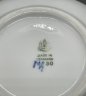 Купить Розетка с рельефным изображением цветка в бело-синей гамме, фарфор, аэрография, роспись, Bing & Grondahl, Дания, 1952-1957 гг.